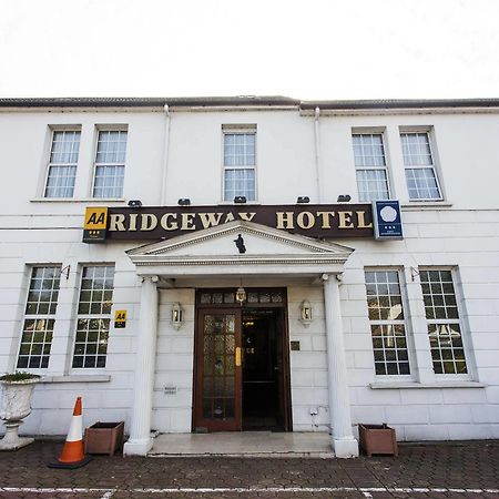 Oyo Ridgeway Hotel Chingford Bagian luar foto